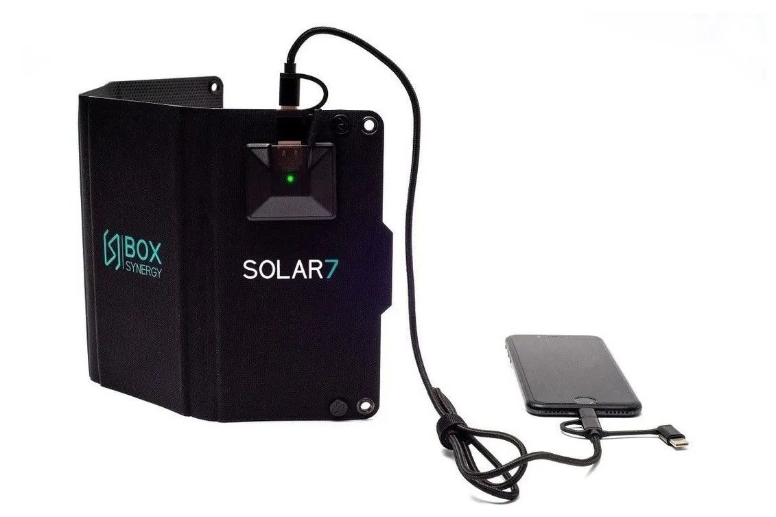 Box Synergy Panel Solar 7 cargador portatil camara
