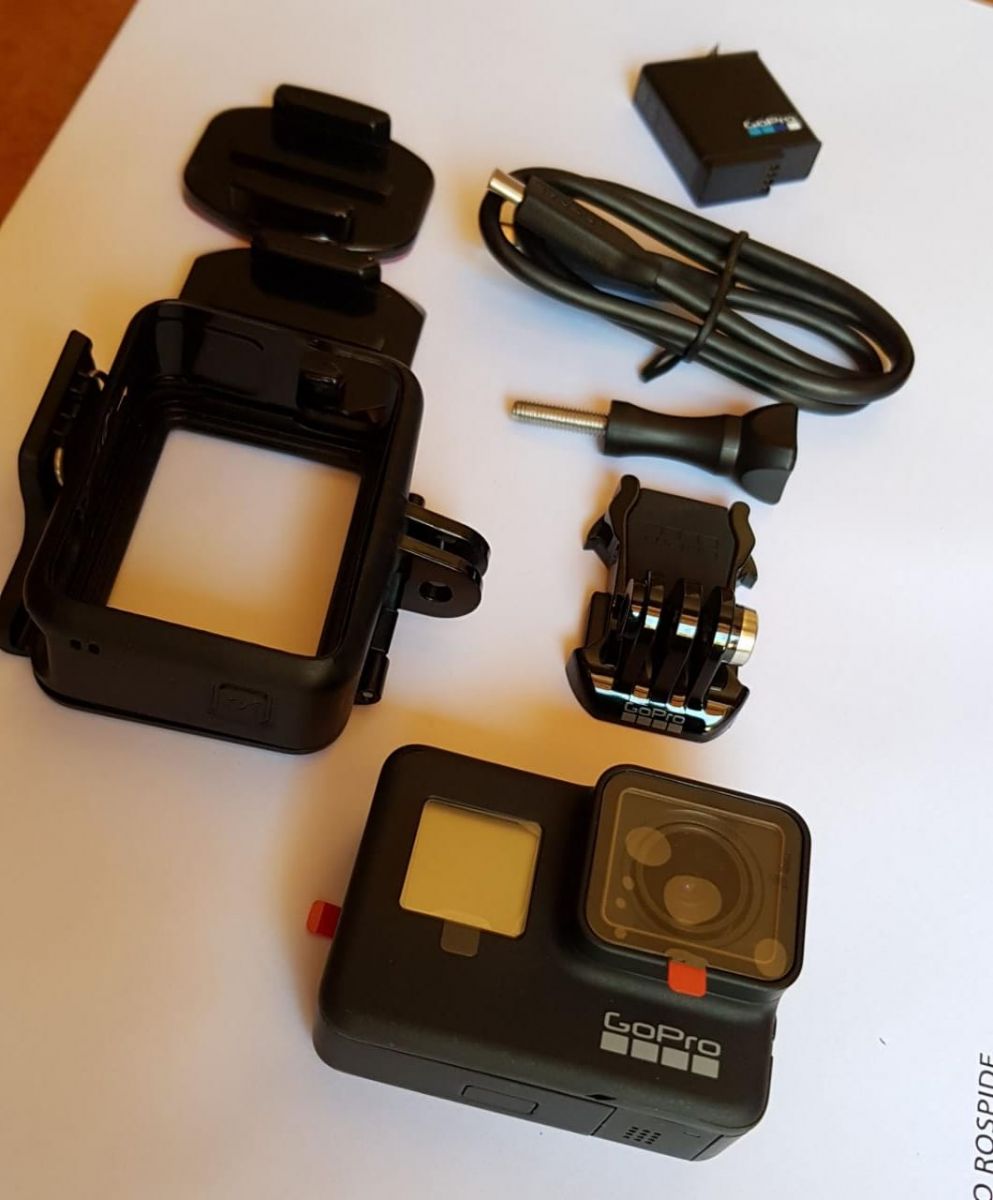 Camara GoPro Hero 7 Black bateria cable Impecable