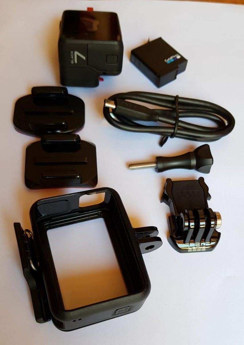 Camara GoPro Hero 7 Black bateria cable Impecable