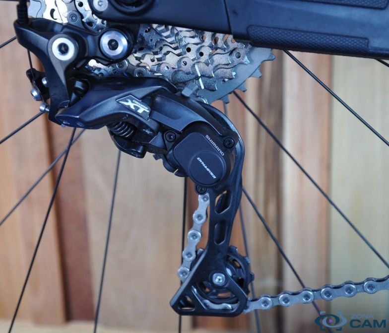 Pata Shimano XT M8000 Shadow+ GS 11 Vel Trasero